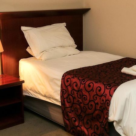 Mondior Manor Guest House Кимберли Экстерьер фото