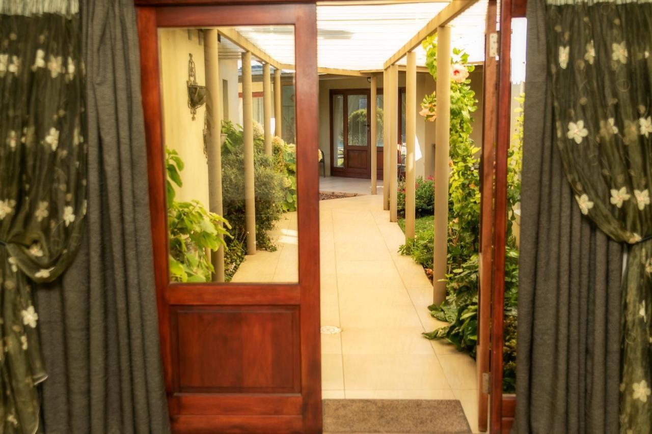 Mondior Manor Guest House Кимберли Экстерьер фото
