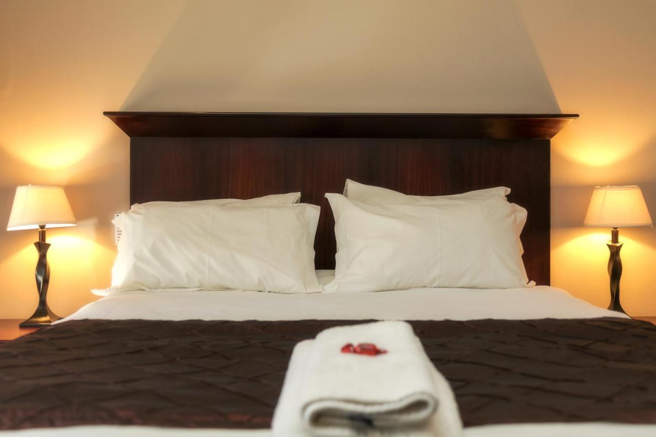 Mondior Manor Guest House Кимберли Экстерьер фото